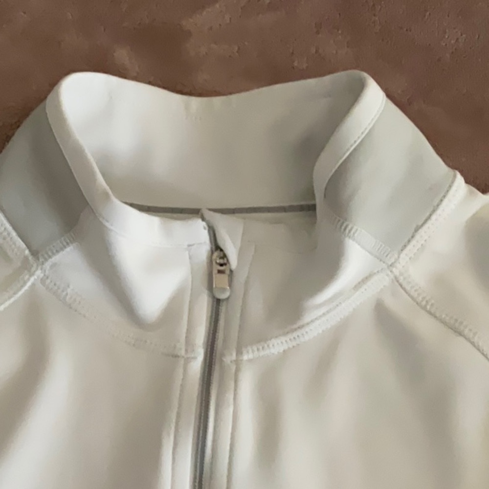 Athleta Lightweight Pull Over Jacket - image 6